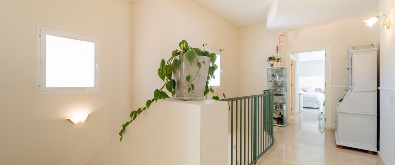 Wiederverkauf - Villa - Marbella - El Rosario