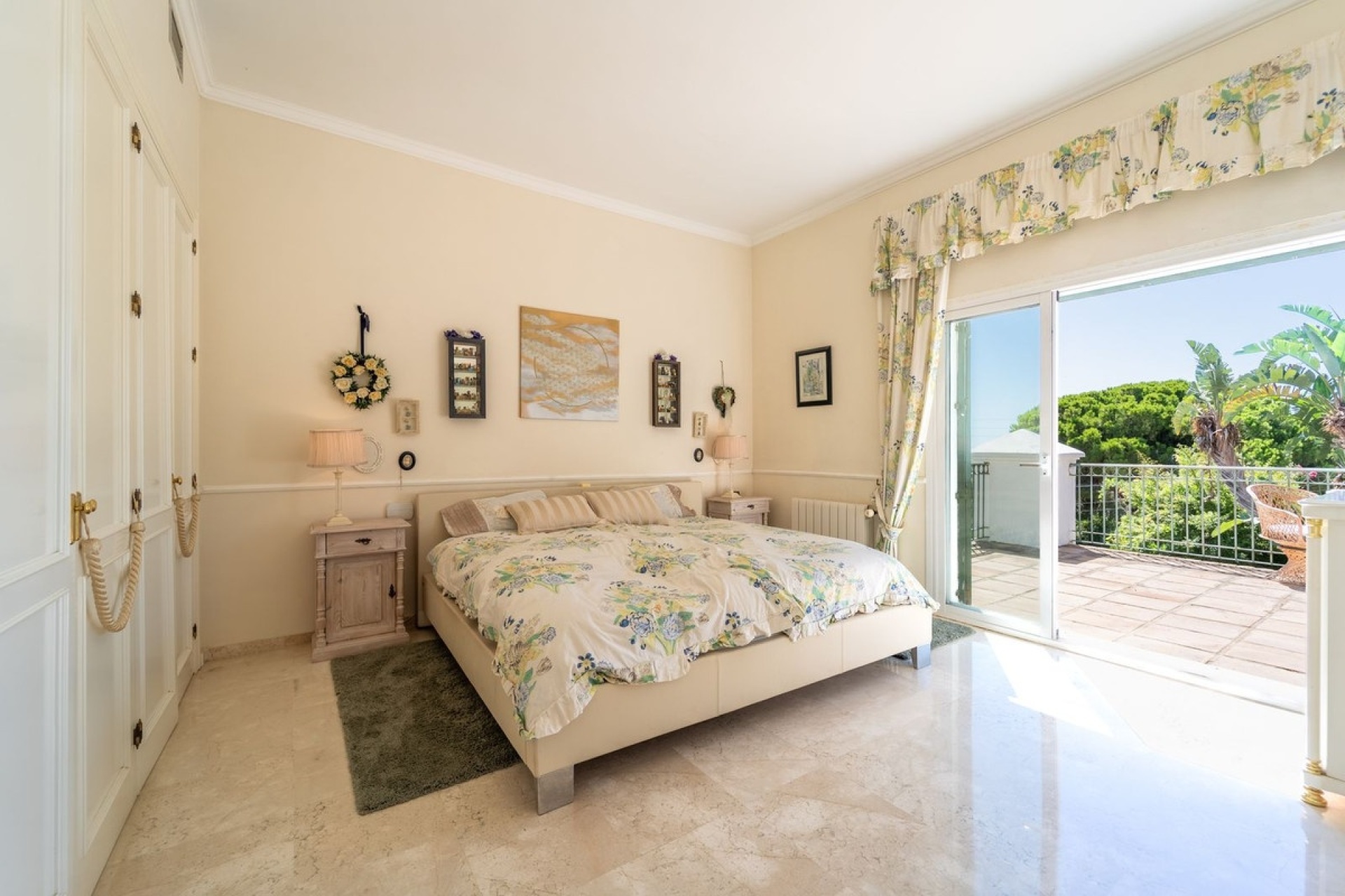 Wiederverkauf - Villa - Marbella - El Rosario