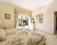 Wiederverkauf - Villa - Marbella - El Rosario