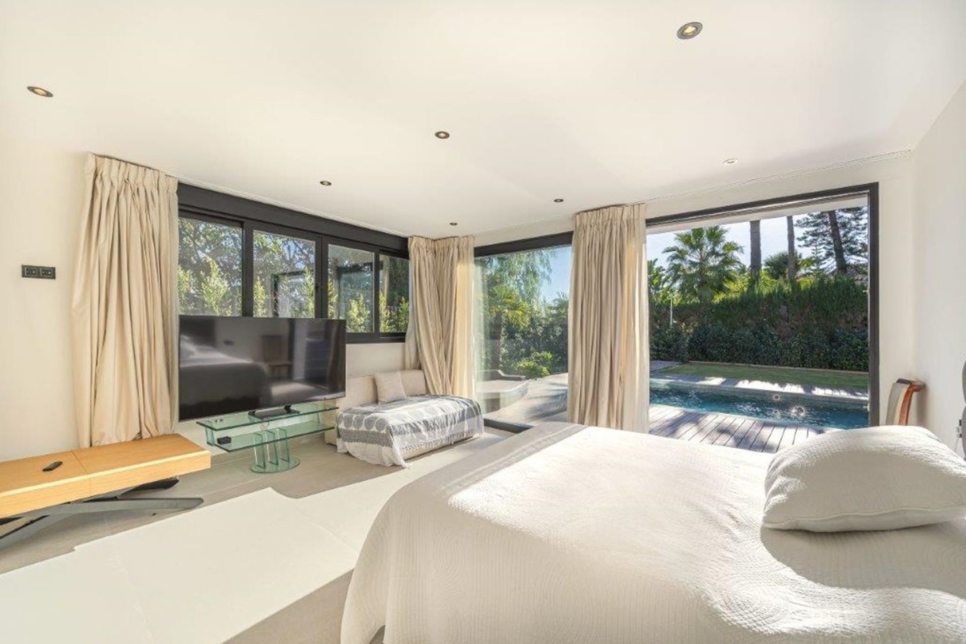 Wiederverkauf - Villa - Marbella - El Rosario