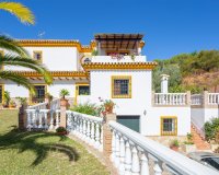 Wiederverkauf - Villa - Marbella - Elviria