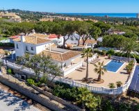 Wiederverkauf - Villa - Marbella - Elviria