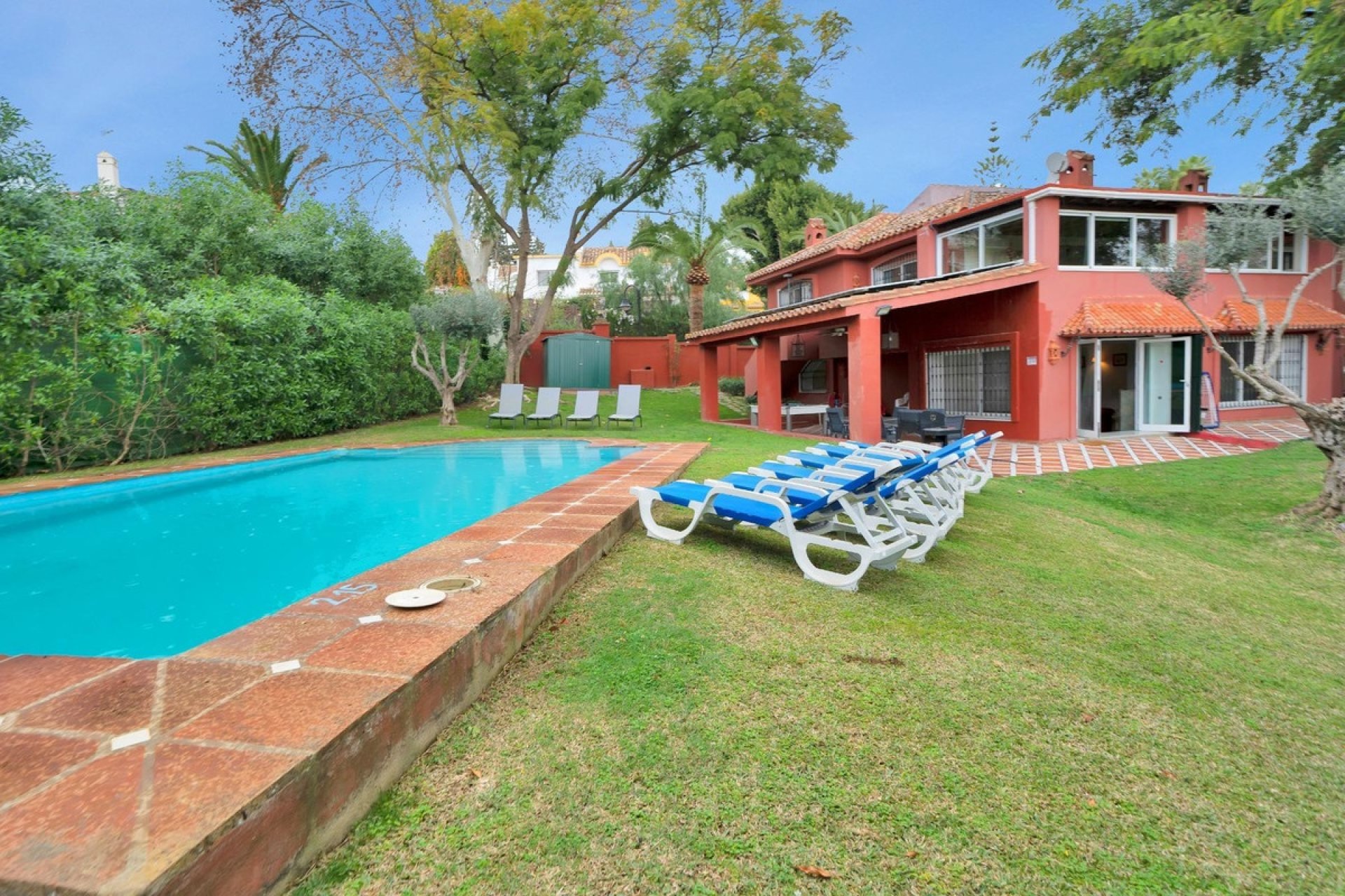 Wiederverkauf - Villa - Marbella - Elviria