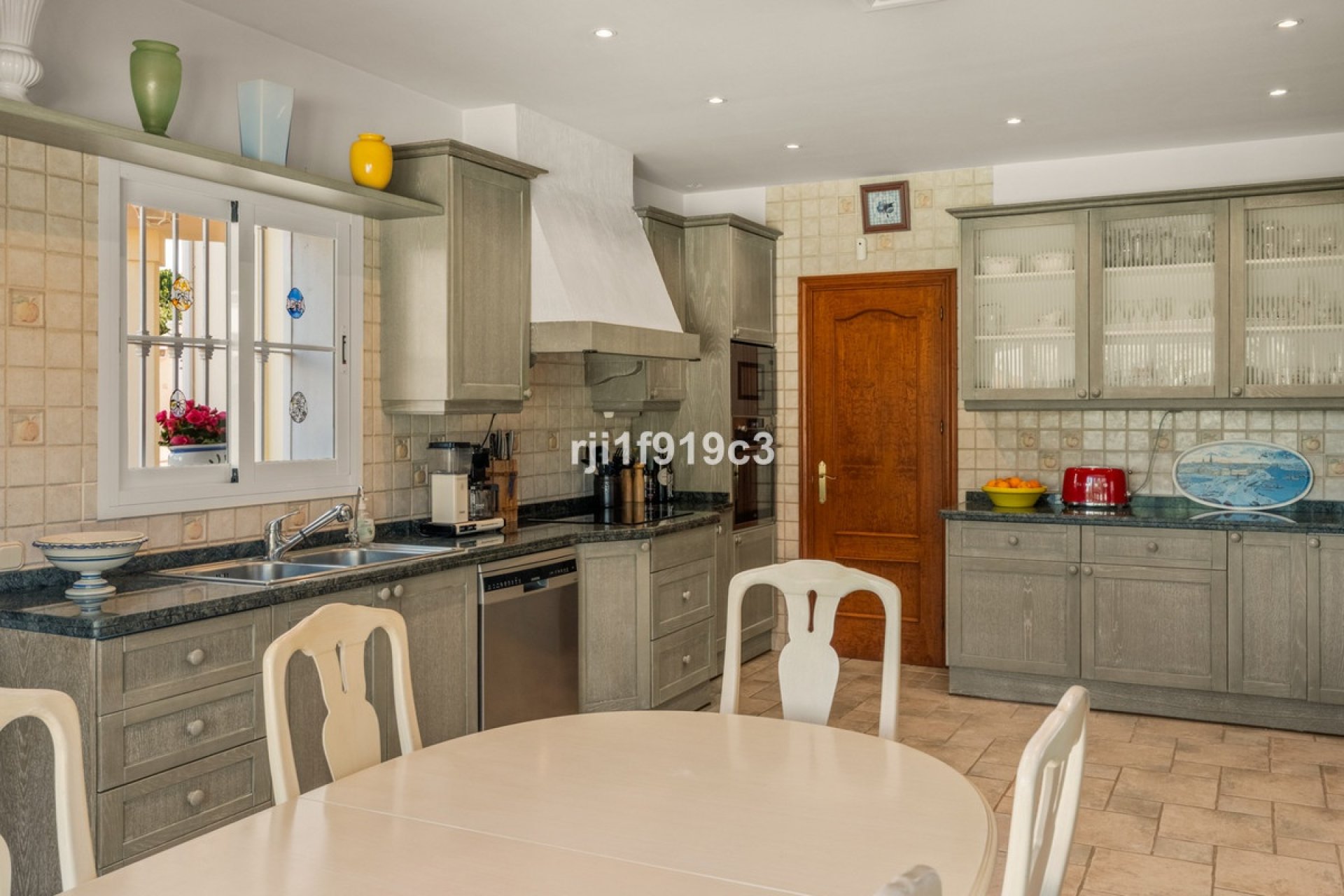 Wiederverkauf - Villa - Marbella - Elviria
