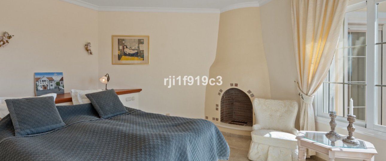 Wiederverkauf - Villa - Marbella - Elviria