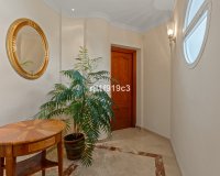 Wiederverkauf - Villa - Marbella - Elviria