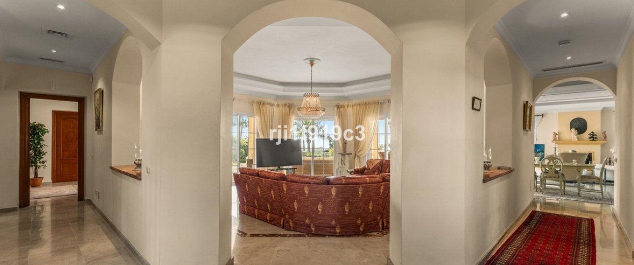 Wiederverkauf - Villa - Marbella - Elviria