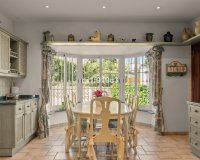 Wiederverkauf - Villa - Marbella - Elviria