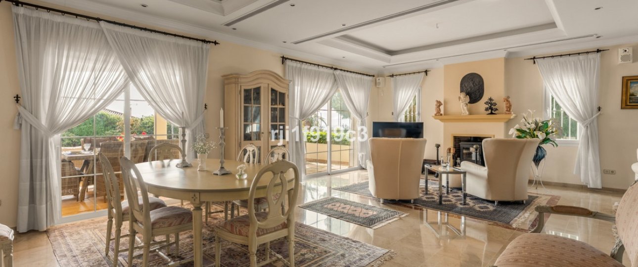 Wiederverkauf - Villa - Marbella - Elviria