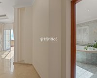 Wiederverkauf - Villa - Marbella - Elviria