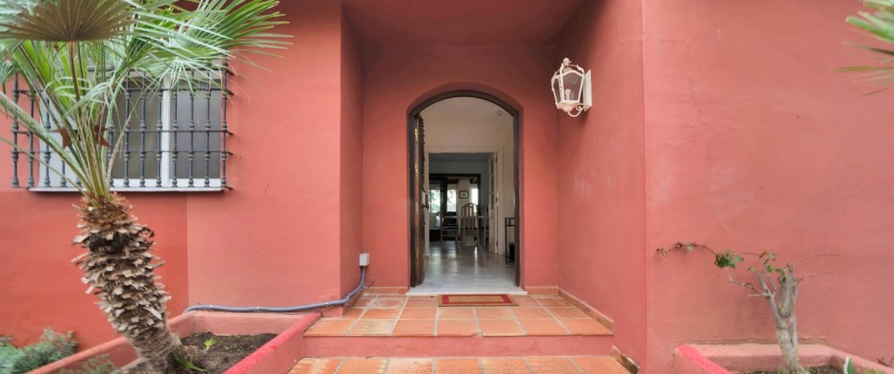 Wiederverkauf - Villa - Marbella - Elviria