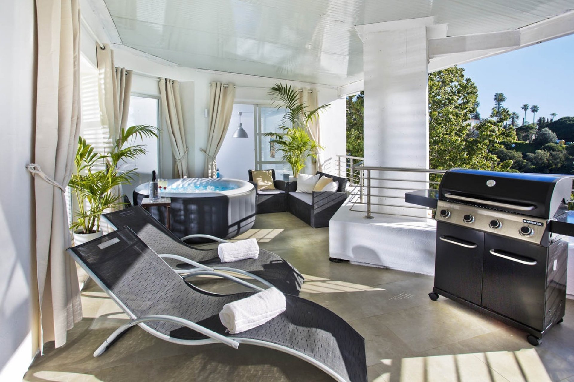 Wiederverkauf - Villa - Marbella - Elviria
