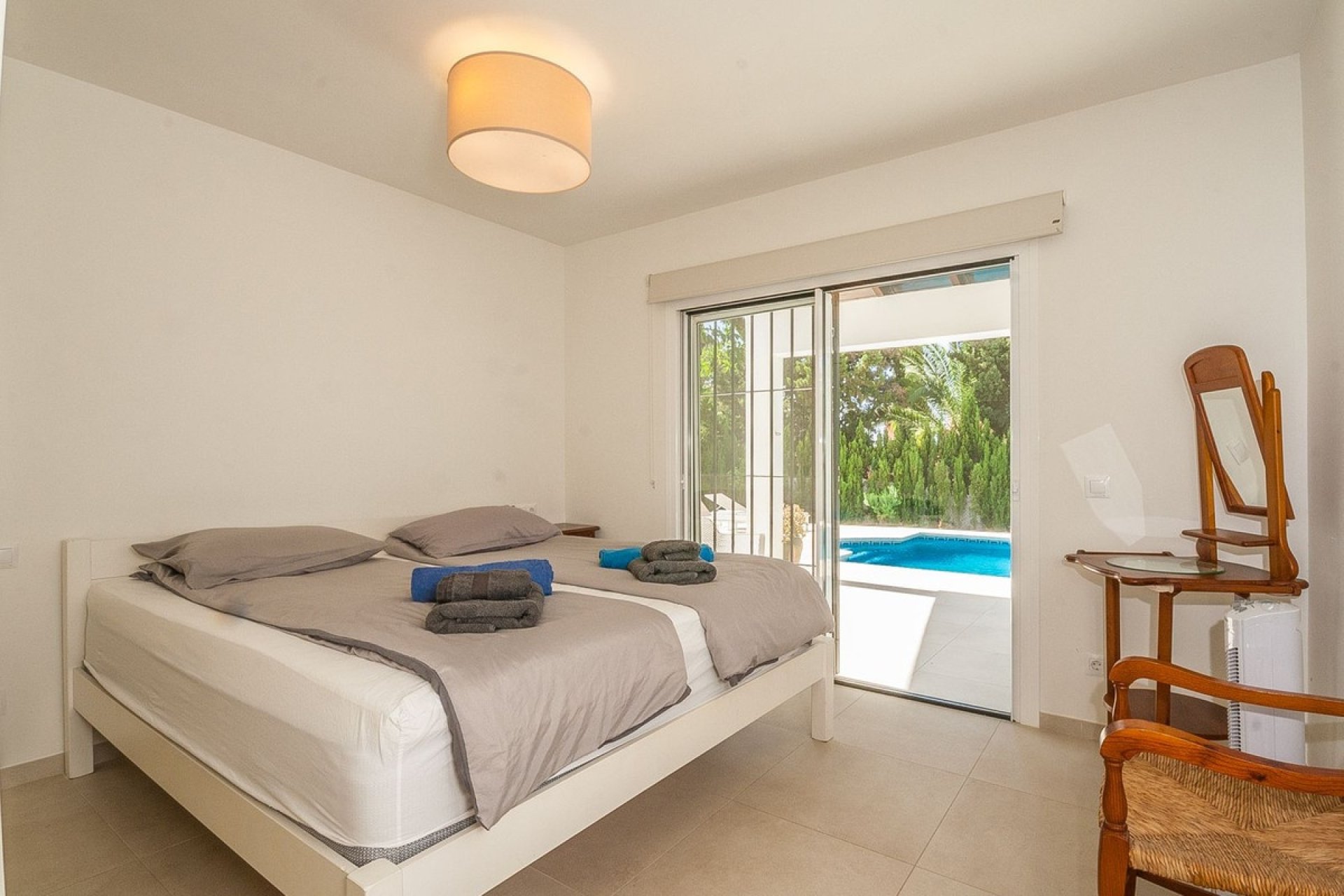 Wiederverkauf - Villa - Marbella - Elviria
