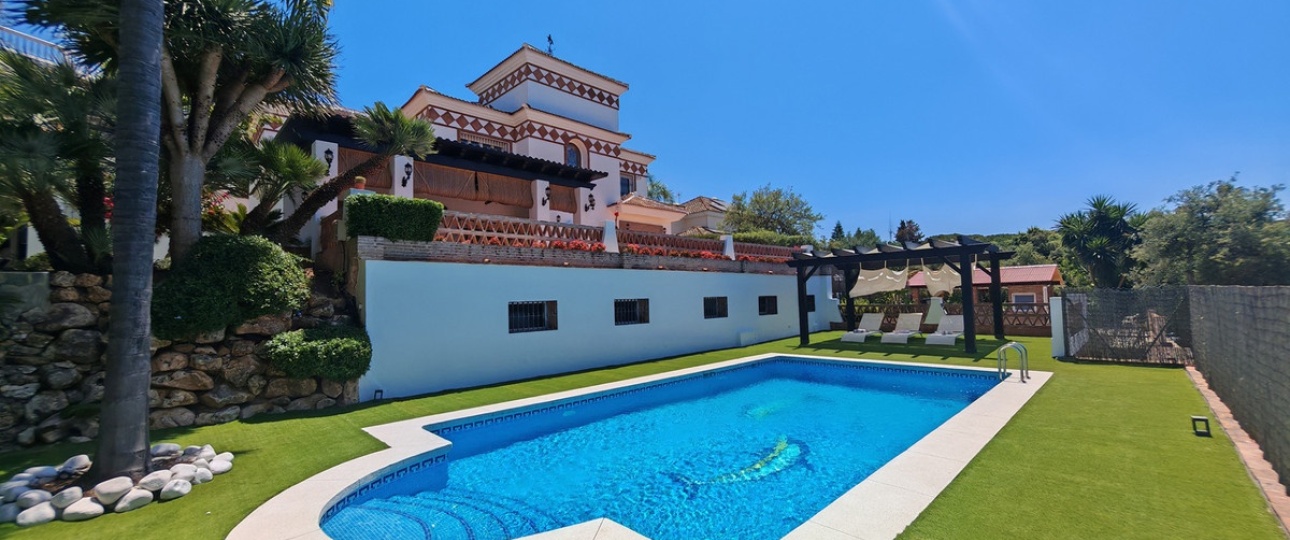 Wiederverkauf - Villa - Marbella - Elviria