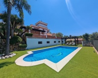 Wiederverkauf - Villa - Marbella - Elviria