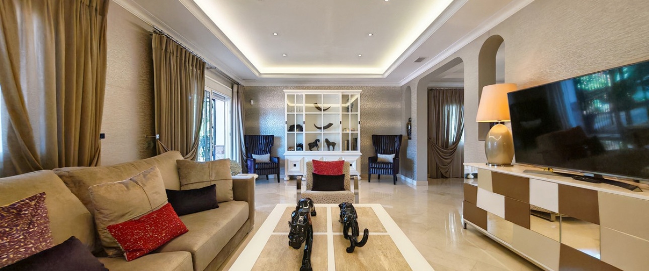 Wiederverkauf - Villa - Marbella - Elviria