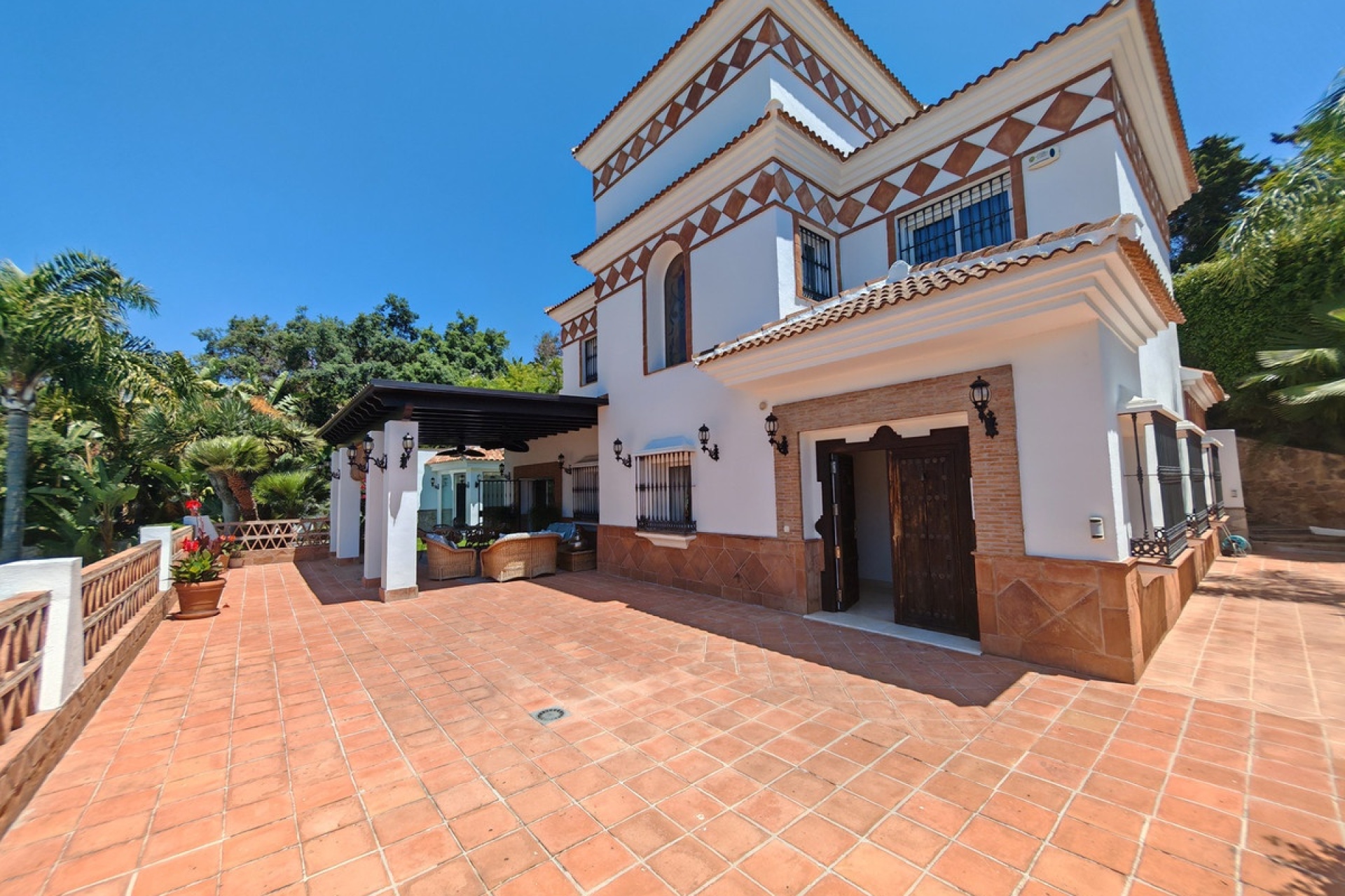Wiederverkauf - Villa - Marbella - Elviria