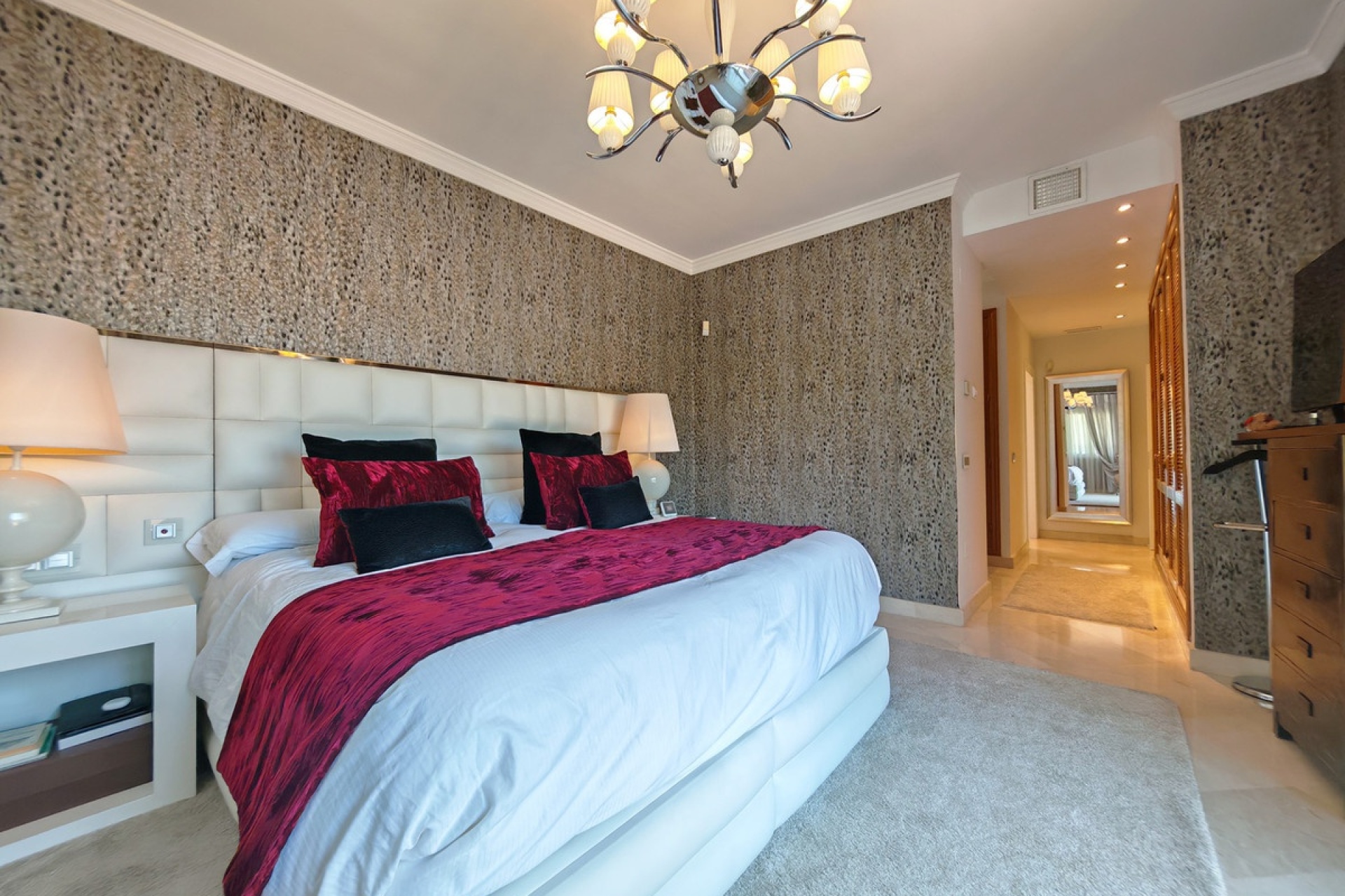 Wiederverkauf - Villa - Marbella - Elviria