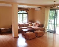 Wiederverkauf - Villa - Marbella - Elviria