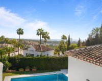 Wiederverkauf - Villa - Marbella - Elviria