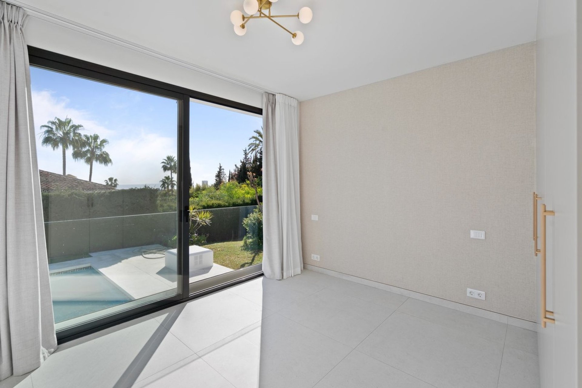 Wiederverkauf - Villa - Marbella - Elviria