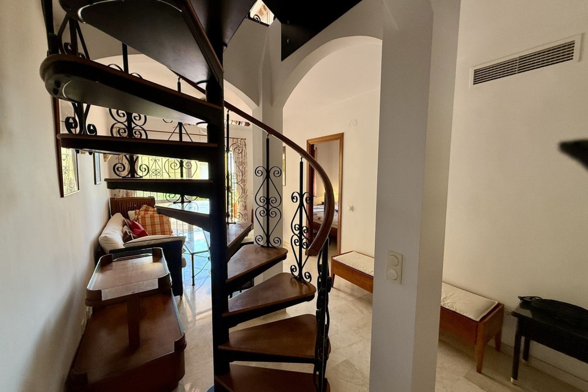 Wiederverkauf - Villa - Marbella - Elviria