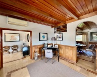 Wiederverkauf - Villa - Marbella - Elviria