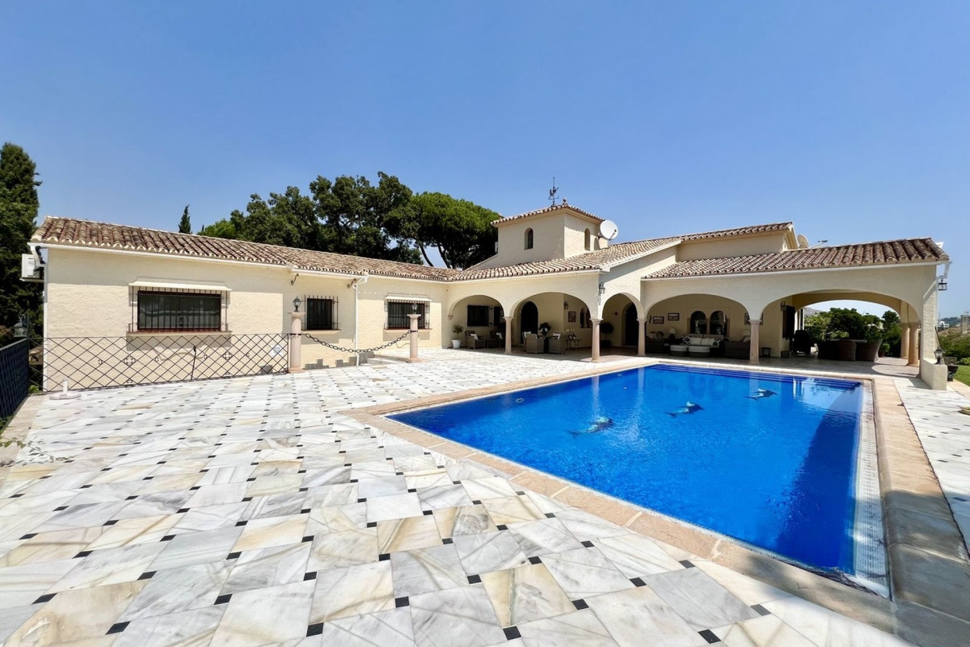 Wiederverkauf - Villa - Marbella - Elviria