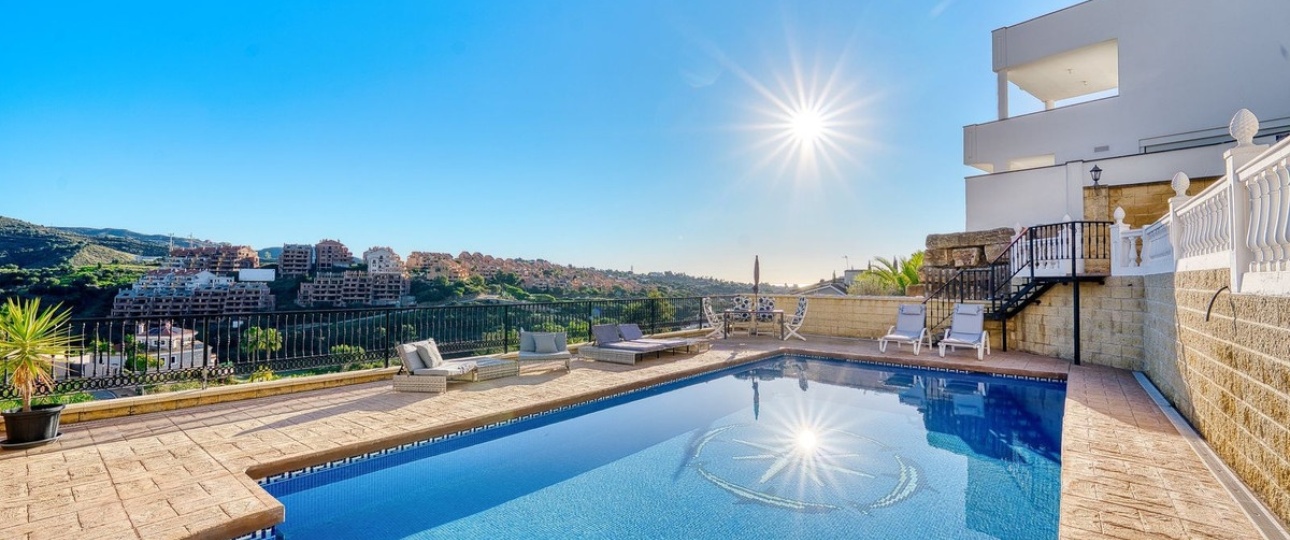 Wiederverkauf - Villa - Marbella - Elviria