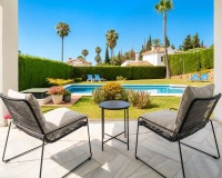 Wiederverkauf - Villa - Marbella - Elviria