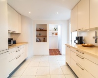 Wiederverkauf - Villa - Marbella - Elviria