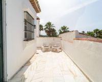 Wiederverkauf - Villa - Marbella - Elviria