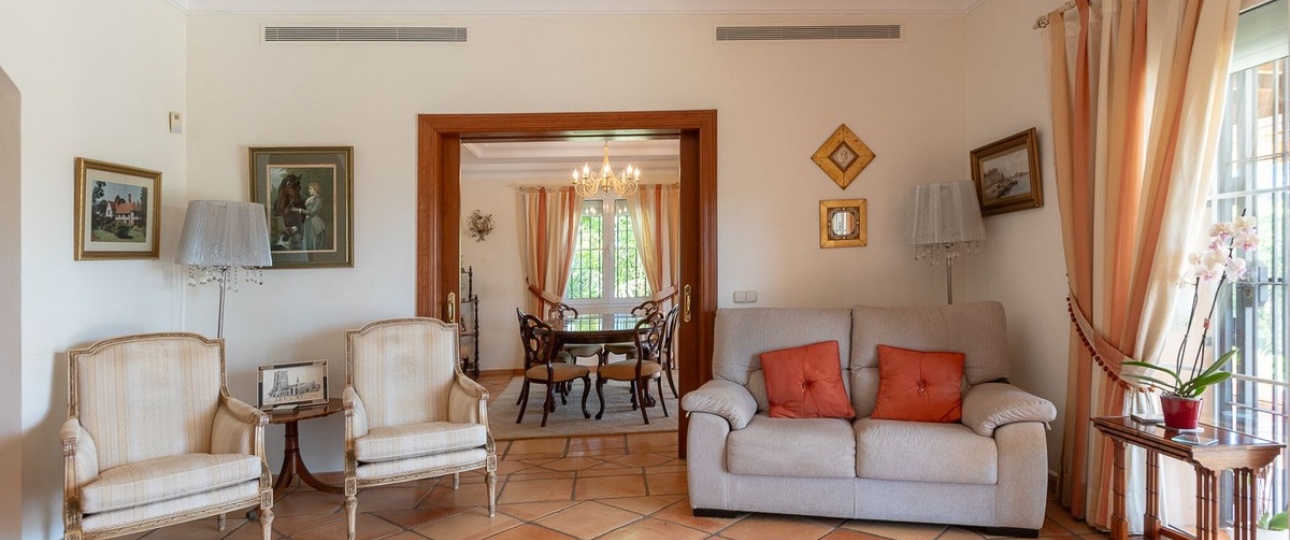 Wiederverkauf - Villa - Marbella - Elviria