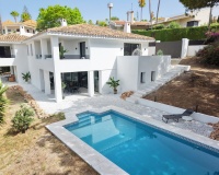 Wiederverkauf - Villa - Marbella - Elviria