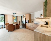Wiederverkauf - Villa - Marbella - Elviria