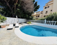 Wiederverkauf - Villa - Marbella - Elviria