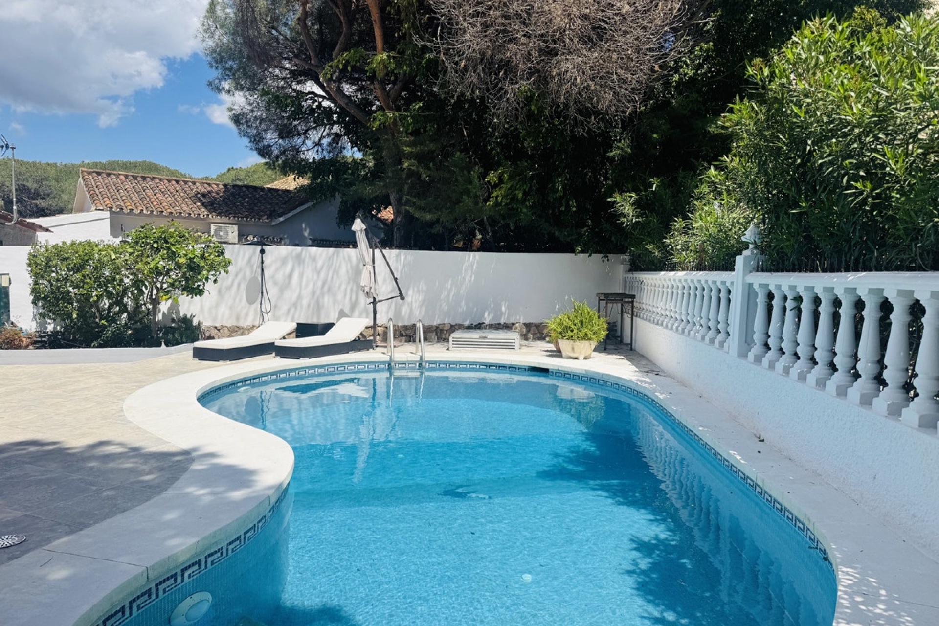 Wiederverkauf - Villa - Marbella - Elviria