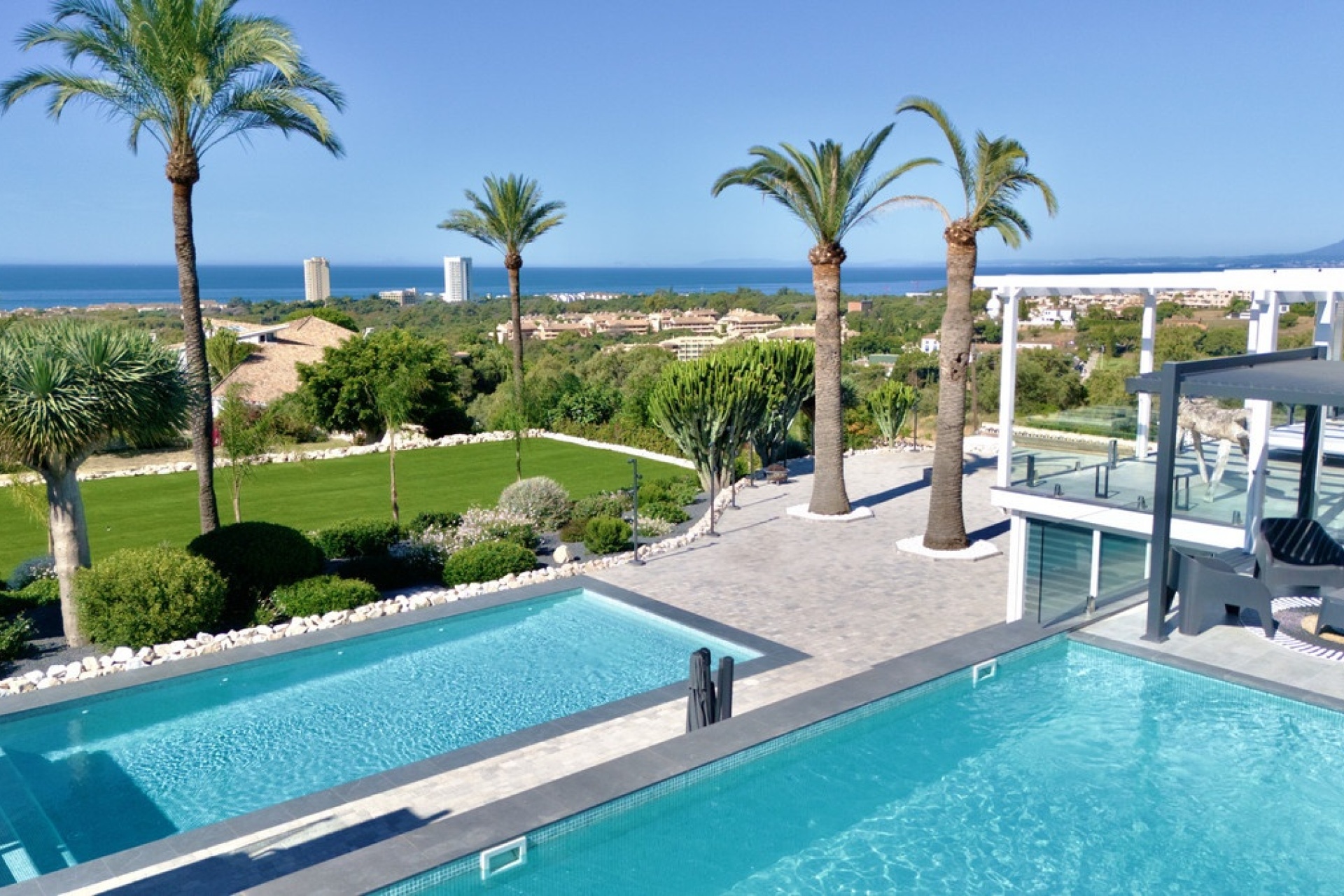 Wiederverkauf - Villa - Marbella - Elviria