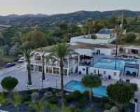 Wiederverkauf - Villa - Marbella - Elviria