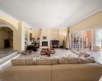 Wiederverkauf - Villa - Marbella - Elviria