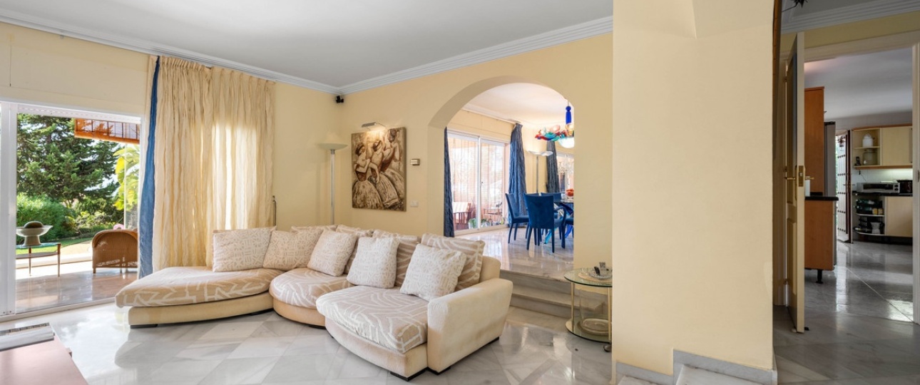 Wiederverkauf - Villa - Marbella - Elviria
