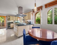 Wiederverkauf - Villa - Marbella - Elviria
