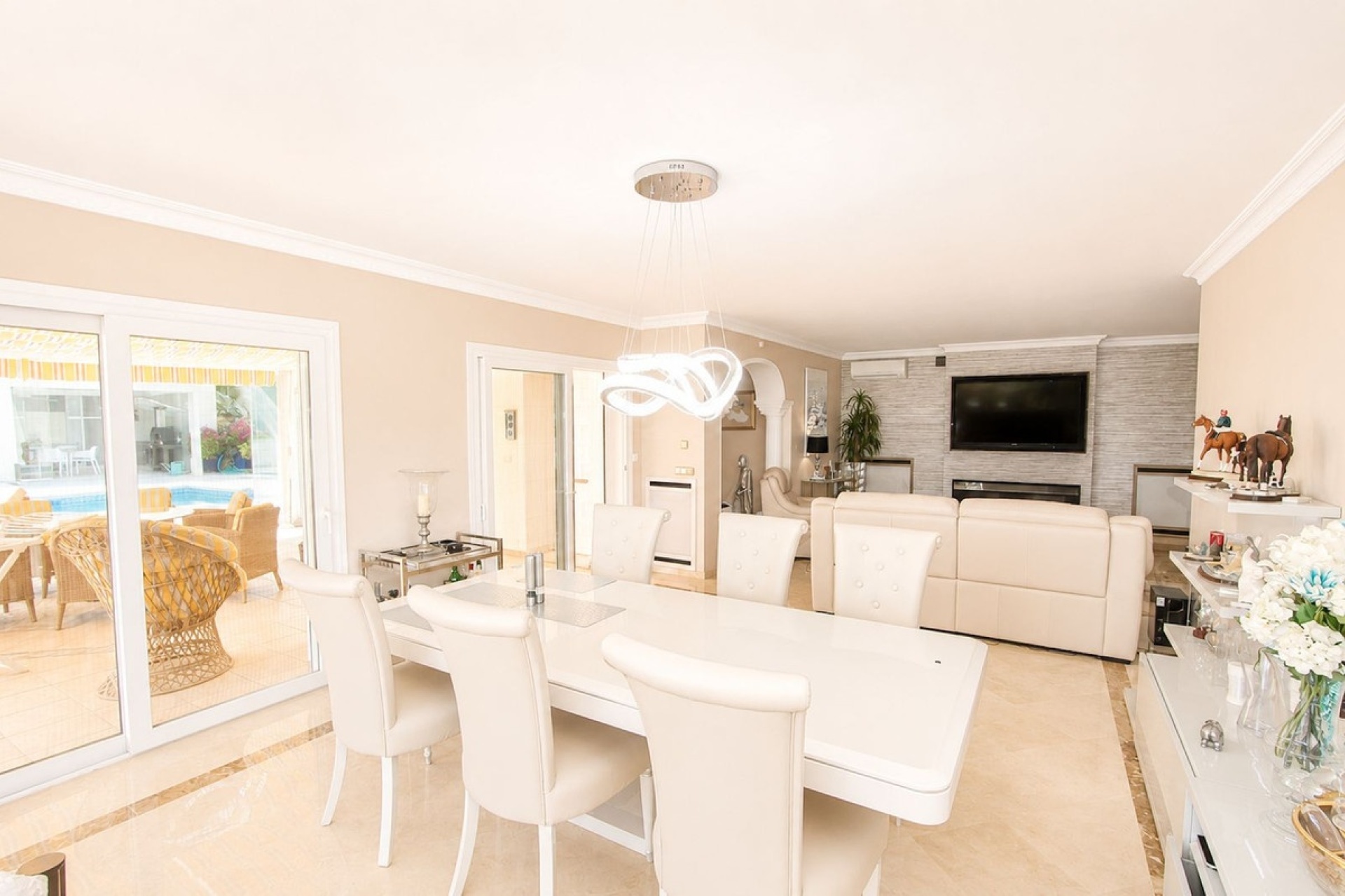 Wiederverkauf - Villa - Marbella - Elviria