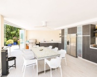 Wiederverkauf - Villa - Marbella - Elviria