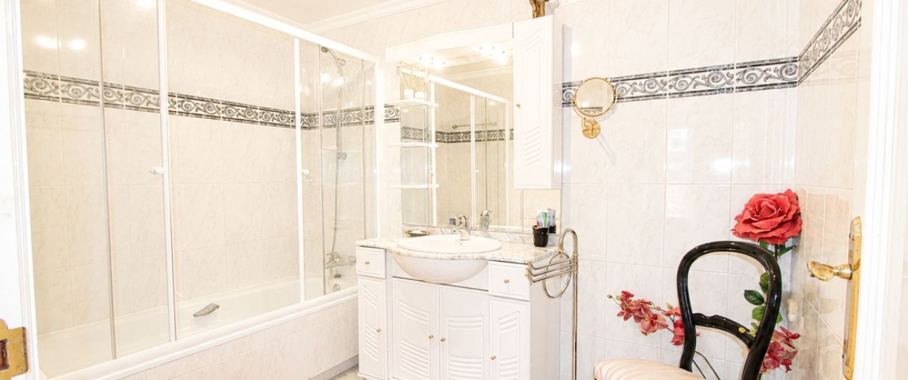 Wiederverkauf - Villa - Marbella - Elviria