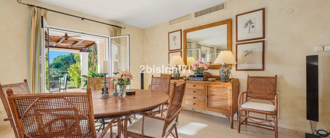Wiederverkauf - Villa - Marbella - Elviria