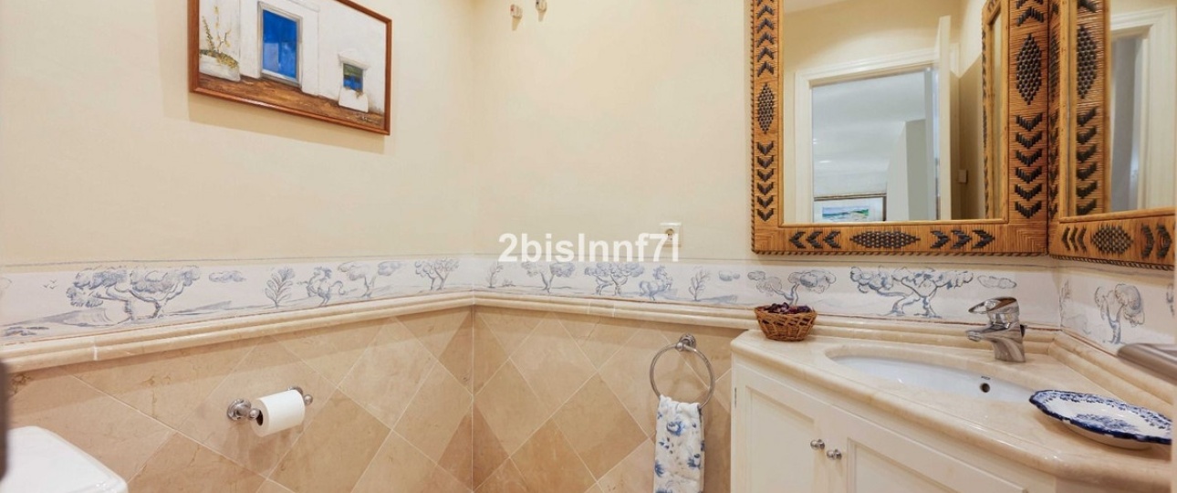 Wiederverkauf - Villa - Marbella - Elviria