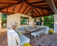Wiederverkauf - Villa - Marbella - Elviria