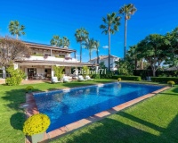 Wiederverkauf - Villa - Marbella - Elviria