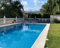 Wiederverkauf - Villa - Marbella - Elviria
